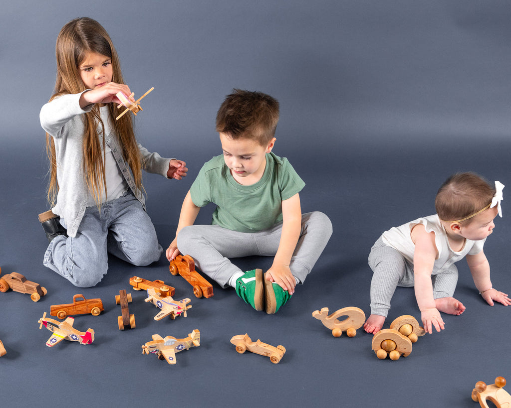 Montessori Educational 9" Vintage Blue Wooden Pickup Truck for Toddlers 1–3 | Eco-Friendly Maple Wood Toy | Made in the USA 🇺🇸
